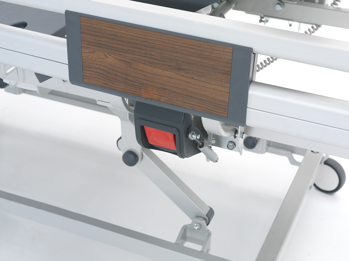 Кровать медицинская электрическая NITROCARE с принадлежностями серия MOONLIGHT NITRO HB 3340 Лидер-М