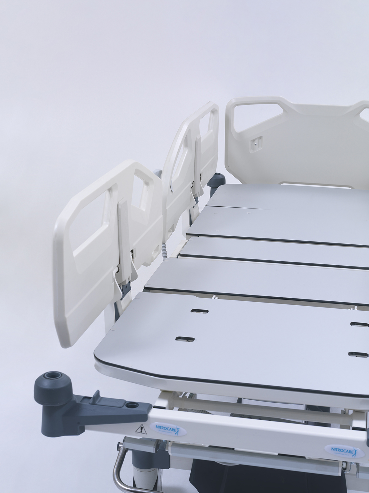 Кровать медицинская электрическая NITROCARE с принадлежностями серия SANTE NITRO HB 8000 T Лидер-М Кровать медицинская электрическая NITROCARE с принадлежностями серия SANTE NITRO HB 8000 T Лидер-М