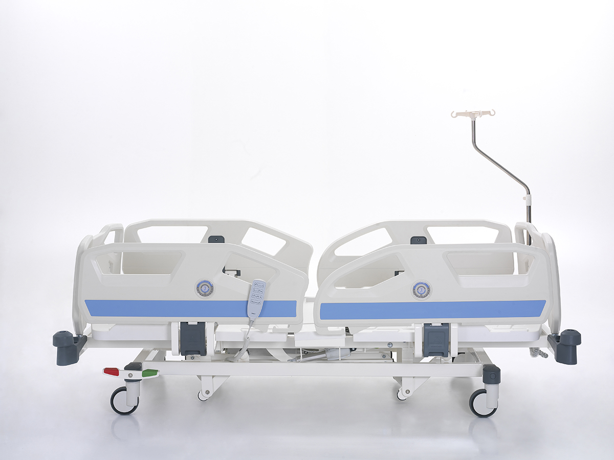 Кровать медицинская электрическая NITROCARE с принадлежностями серия SANTE NITRO HB 8130 C Лидер-М