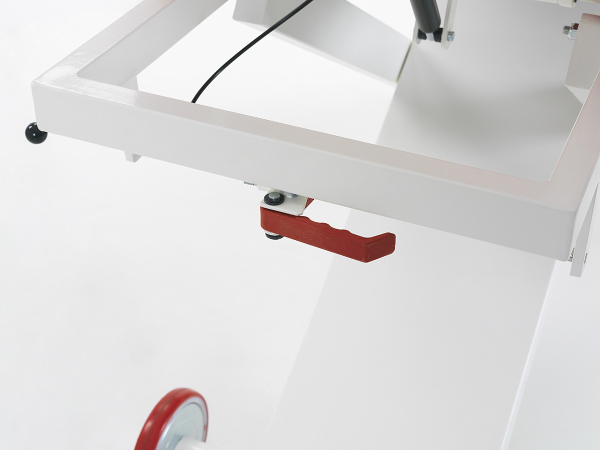 Кушетка смотровая электрическая NTCR SD 10 Лидер-М Кушетка смотровая электрическая NTCR SD 10 Лидер-М